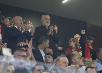 Rama publikon videon emocionuese: Kuqezinjtë i dhuruan të gjithë shqiptarëve një gëzim të madh