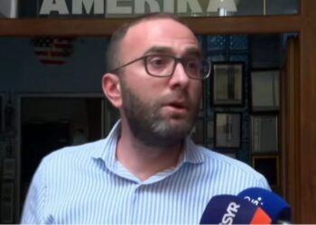 Fushatë për kandidatin e Berishës me siglën e PL, flet në emër të PD/ Bardhi ironizon deputetët e Bashës: S’bëhen duke pirë cigare me Ramën…!