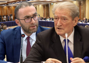 “Të tregojë a është me amerikanët apo Berishën?!”/ Kadilli sulmon Bardhin: Një njeri që e fillon politikën ministër, s’është politikan!