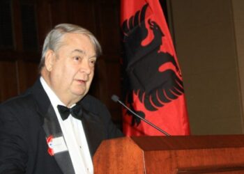 Lajm i trishtë! Vdes nobelisti shqiptaro-amerikan, Ferid Murad