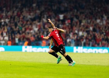 Jasir Asani në garë për golin më të bukur, UEFA hap votimin