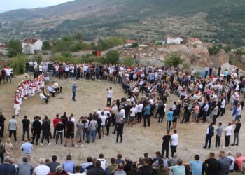 “Pritja që Bicaj bëri për djalin e vet…”/ PS nis fushatën, Majko prezanton kandidatin për Bashkinë e Kukësit