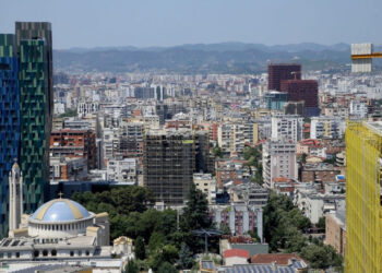 Industria e ndërtimi mban “gjallë” ekonominë, INSTAT: Rritja në tremujorin e dytë ishte 3.23%