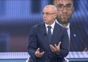 Bardhi, apel për dialog për Avokatin e Popullit, deputeti i PS: Po kërkojnë të shfrytëzojnë Kuvendin për të zgjidh hallet e tyre