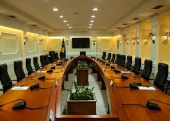 Kosova në zi për policin: Anulohet mbledhja e Kryesisë së Kuvendit