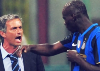 “Të marrë përgjegjësi si burrë”, Balotelli godet Mourinho-n