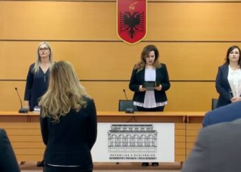 Reforma/ Pa vetting janë vetëm 117 prokurorë e gjyqtarë, sfidë mbetet zëvendësimi i mbi 380 të larguarve nga sistemi