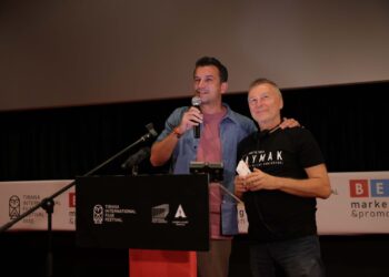Premiera e filmit “Kaymak” e regjisorit Milcho Manchevski, Veliaj: Tirana gumëzhin nga turistët dhe aktivitetet e kulturës
