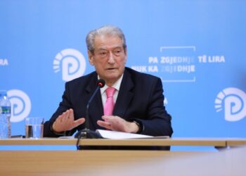 Berisha shfrenon fantazinë për të justifikuar humbjen turpëruese në Kukës: Rama ka përgjime