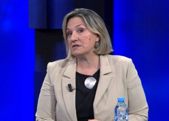 Flutura Açka: Konflikt mes ‘tre B-ve’ të lënduara! Berisha, Basha e Bardhi, secili po përpiqet të shqyejë pjesë të PD!