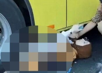 VIDEO/ Aksident i rëndë: Gruaja shtatzënë humb jetën, përfundon poshtë autobusit