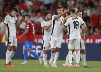 Llogaritë e grupit/ Edhe një pikë ndaj Polonisë, mban Shqipërinë në garë për Euro2024