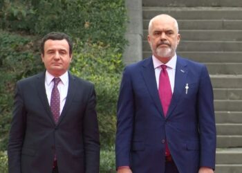 Deklarata e Ramës se KFOR-i duhet të marrë kontrollin e veriut, vjen përgjigjja e Albin Kurtit