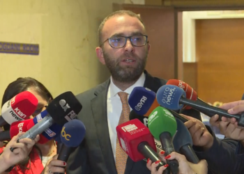 Bardhi zbardh vendimet që u morën në mbledhjen e opozitës: Ishin 43 deputetë