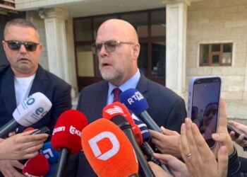 Sulmi terrorist në veri të Kosovës/ Hovenier: SHBA e konsideron akt kriminal, situata është serioze