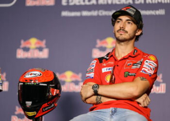 “Jam me fat që jam gjallë”, kampioni i MotoGP reagon pas aksidentit të frikshëm