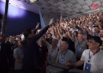 “Qenkemi lodhur kot ta bëjmë Bashën kryeministër”, ironia e deputetit demokrat: Ai paska dashur…