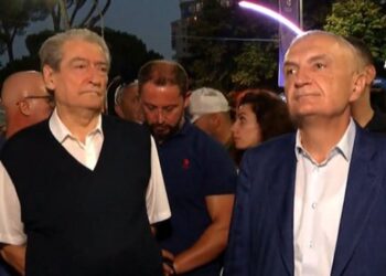 FOTOT/ Zbulohen faturat, Berisha del bllof! Kavaja, Bashkia që drejton bashkë me Metën, ka kryer të gjitha pagesat për inceneratorin