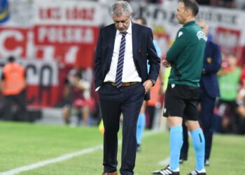 Humbja me Shqipërinë, Santos shkarkohet  nga drejtimi i Polonisë