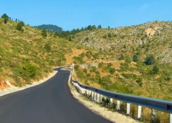 Rama publikon pamjet e rrugës së re Ersekë-Leskovik: Së shpejti do të kalojnë lirisht turistët e vizitorët