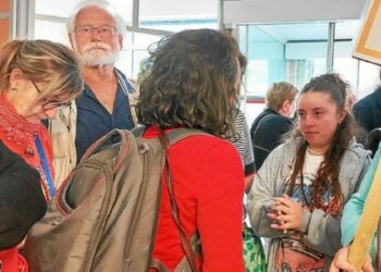 Dëbimi i një familjeje shqiptare nga autoritetet shkakton zemërim dhe protesta në Francë
