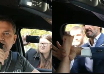 VIDEO/ Ish-kryeministri dhe ish-ministri i Brendshëm rrihen me grushte me njëri-tjetrin, gjatë fushatës elektorale