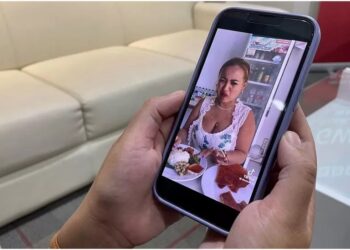 Postoi videon duke bërë ‘bismilah’ dhe hëngri mish derri, influencerja dënohet me burg