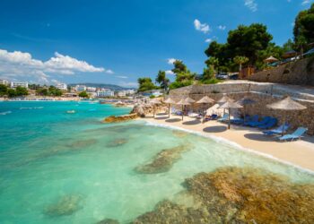 Radio e njohur polake: Shqipëria, destinacioni perfekt për pushime të përballueshme