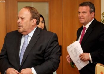 “Mos u merrni me vuajtjet e mia”/ Ish-ministri rrëfen si Nano refuzoi arrestimin e Berishës: Më ’98 kërkonin ‘kokën’ e tij, ja momentet…!