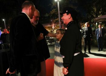 Dokumentari i BBC: “Thesaret e Shqipërisë”, nga Kruja tek Kanina, Orikumi, Apolonia e Lini. Rama familjarisht e ministrat në…!
