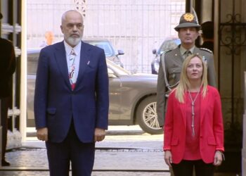 VIDEO/ Vizita në Itali, Rama pritet me ceremoni shtetërore nga kryeministrja Meloni. Takim ‘kokë më kokë’