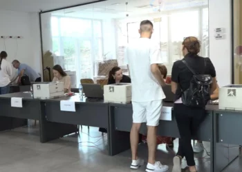 Regjistrimi i maturantëve në universitet: Teknologjia dhe ndërtimi degët e preferuara