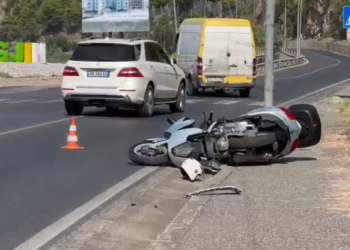 U raportua si aksident/ 25-vjeçari tenton të vrasë ish-kunatin duke i goditur motorin