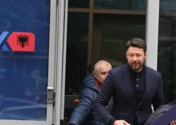 Shkëlzen Berisha në SPAK, Guy Lawson: Provat që e implikojnë në tragjedinë e Gërdecit!