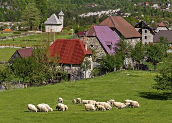 “The Times”: Shqipëria ndër vendet më interesante të Evropës për t’u vizituar