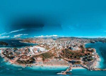 “BuzzFeed”: Shqipëria mes destinacioneve të konsideruara perla të fshehura