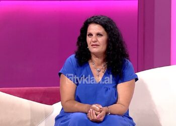 17 vite martesë dhe 4 fëmijë, gruaja: Burri më tradhtoi me filipinasen, ia fala