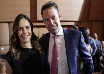 Epoka post-Tsipras/ Syriza nuk arrin të zgjedhë liderin e ri të opozitës greke. Më i votuari, biznesmeni nga SHBA