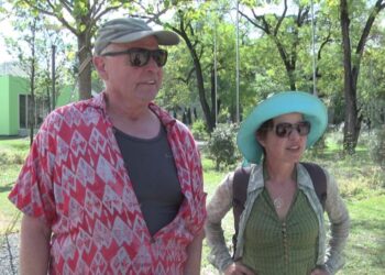 Bumi turistik, turistët e huaj tregojnë pse zgjodhën Shqipërinë