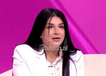 “Prindërit u divorcuan kur isha 7-muajshe, mami më la në moshën 2-vjeçare”, fëmijëria e vuajtur e Vanesës