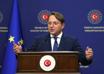 Zgjerimi i BE deri në vitin 2030, Varhelyi mesazh  nga Ankaraja: Vendet anëtare janë gati për të pranuar anëtarë të rinj