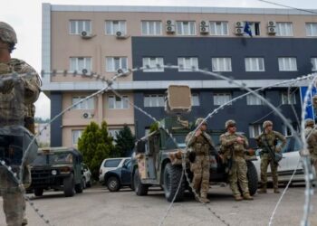 Kreu KFOR-it ngre shqetësimin në Bruksel: Tensionet mbeten të larta. Gjendja në Kosovë vazhdon të jetë “shumë e paqëndrueshme”