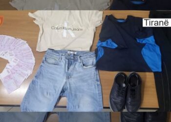 Emrat/ Vodhën 9 mijë euro në një zyrë avokatie në Tiranë: Policia identifikon dhe shpall në kërkim tre autorët