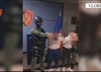 RENEA e FNSH ‘zbarkojnë’ në Vlorë, ‘krehin’ qytetin, një i ndaluar! Të arrestuar dhe 6 anëtarë të një grupi kriminal
