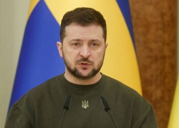 “Nëse është e nevojshme…”/ Zelensky: Ukraina gati për të shkuar në zgjedhje. Të vijnë vëzhgues ndërkombëtarë