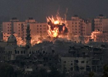 Izraeli vret 55 palestinezë në sulmin e fundit: Edhe 100 mijë civilë për t’u evakuuar…