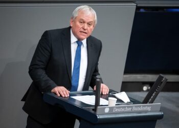 Deputeti gjerman: Serbia duhet të çtensionojë situatën, ndryshe do të ketë pasoja nga BE