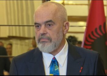 Tensionet Kosovë-Serbi/ Rama: Samiti i Procesit të Berlinit jo vend për zgjidhje konfliktesh bilaterale