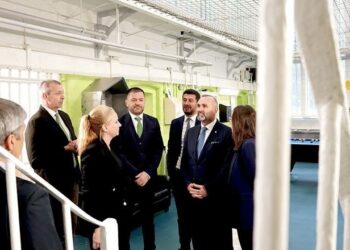 Manja takon “çunat e Londrës”: Do u sjellim libra në gjuhën shqipe në çdo burg në Britani