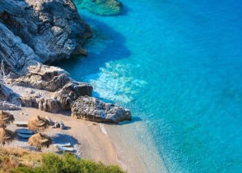 Media hungareze: Shqipëria mes pesë destinacioneve më të kërkuara në botë për vitin e ardhshëm